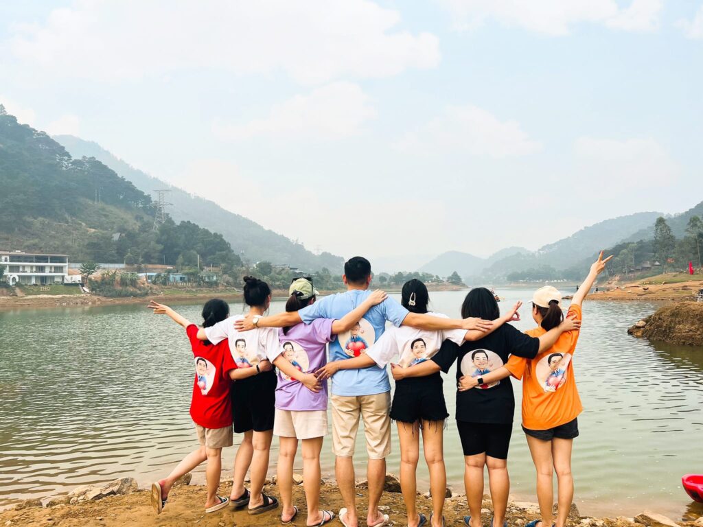 In áo nhóm lấy ngay
